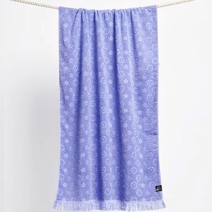 Slowtide Beach Riot Wavy Floral Beach Towel Purple NWT